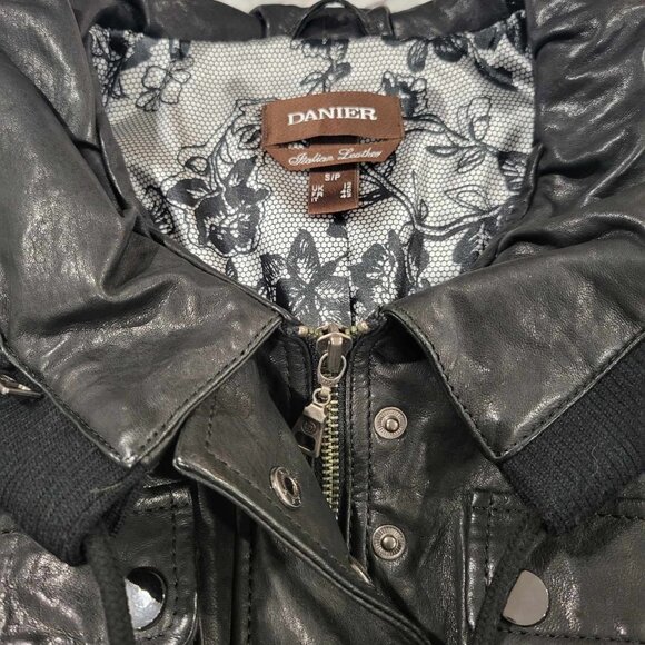 Ladies Leather Jacket - Picture 8 of 14